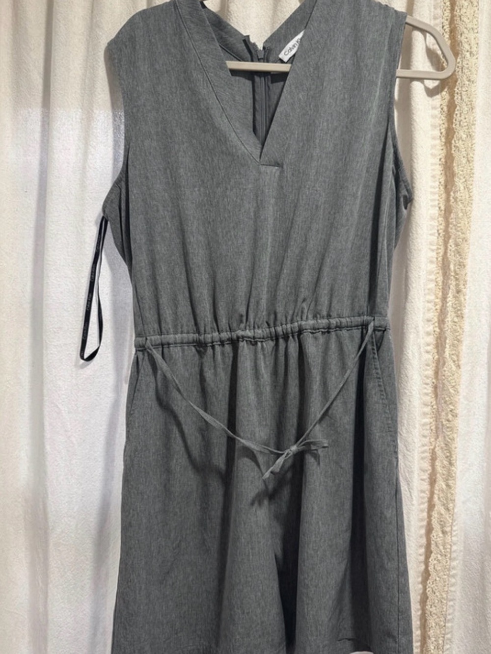 Sleeveless V-Neck Gray Drawstring Waist Romper